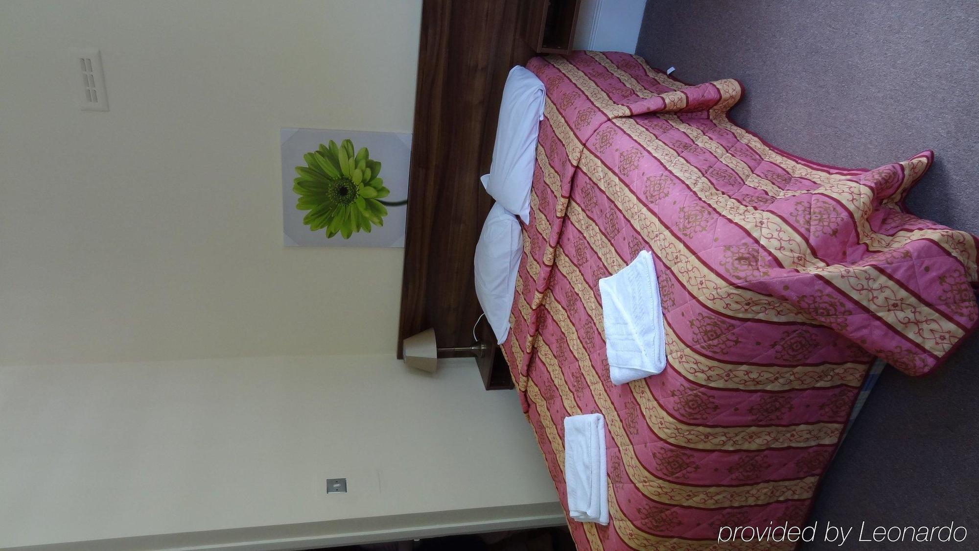 לונדון National Hotel מראה חיצוני תמונה